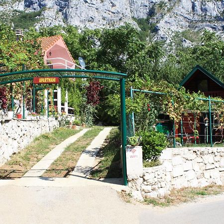 Holiday Village Ostrog Нікшич Екстер'єр фото